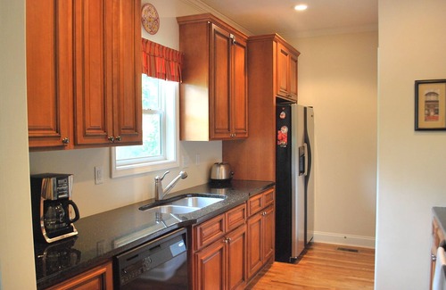 Wedowee House | Beautiful Lake House With Pontoon Boat Available!