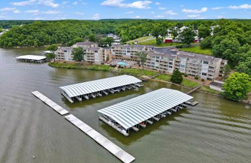Osage Beach Apartment | Beautiful Lakefront 3br Private Condo