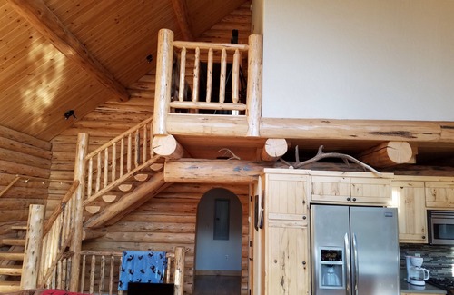 Calder House | Beautiful log home along the St. Joe River in North Idaho