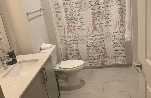 Decatur Apartment | Beautiful luxury home!