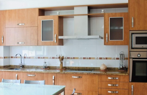 Goian House | Beautiful luxury villa for up to 23 pax, with pool, garden and barbecue.