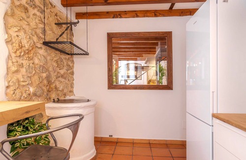 Mancor de la Vall House | Beautiful private villa for 5 guests with A/C, WIFI, TV and terrace