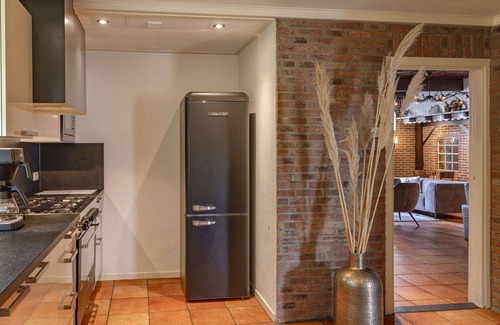 Losser Villa | Beautiful private villa for 14 guests with WIFI, TV, terrace and parking