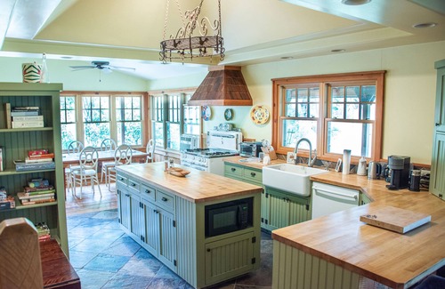 Miramonte House | Beautiful ranch cottage close to Kings Canyon and Sequoia National Parks