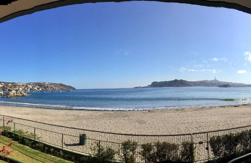 La Herradura Apartment | Beautiful & relaxing first line beach front apartment