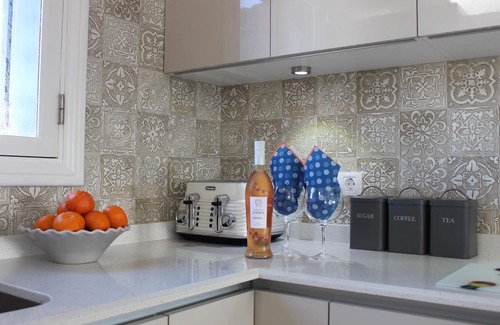 Montana Roja Villa | Beautiful renovated villa with private pool