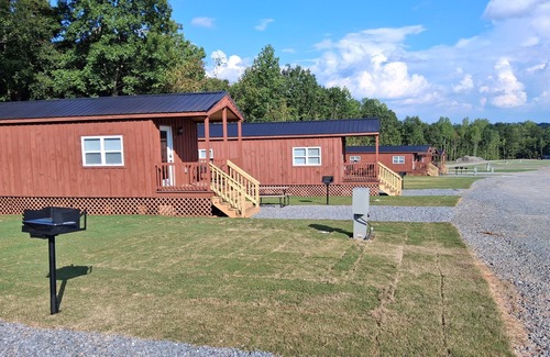 Kings Mountain Cabin | Beautiful RV sites available near Kings Mountain Battleground & 2 Kings Casino!