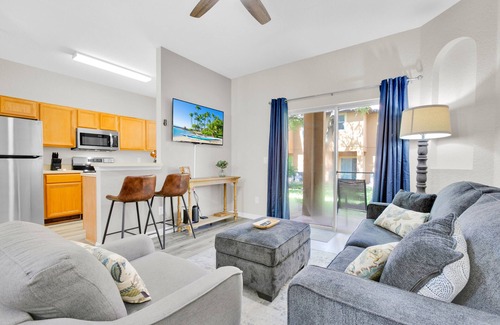 Regal Palms House | Beautiful, Spacious 4BR home near Resort Water Park - 9 miles to Disney Parks