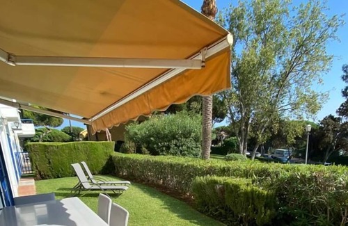 Cabopino Apartment | Beautiful spacious ground floor apartment on the Port of Cabopino