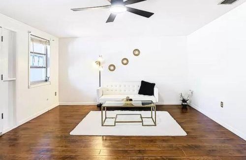 Jasmine Lakes House | Beautiful specious pool house, feel home