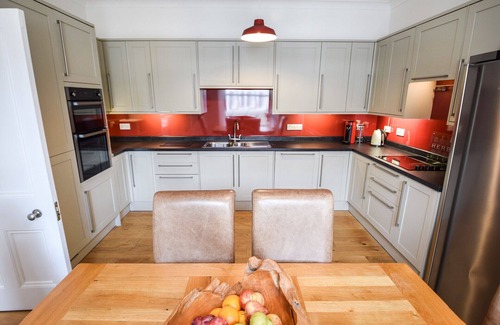 Lerwick House | Beautiful stone-built townhouse in central Lerwick