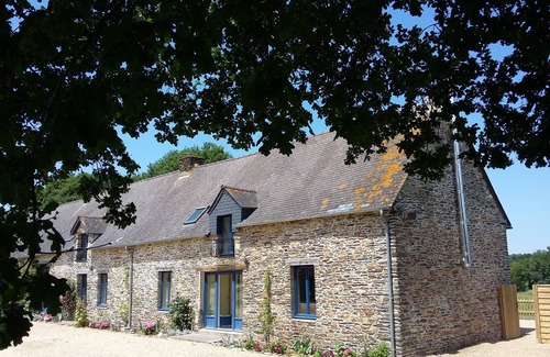 Ruffiac Cottage | Beautiful stone gite in rural Brittany