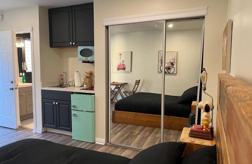 Inglewood Apartment | Beautiful Studio in North Inglewood