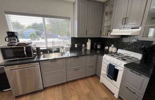 West San Jose Apartment | Beautiful Studio with Private entrance and Patio