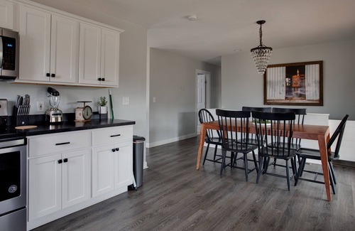 Butler House | Beautiful, Stylish 3BR Near Mohican & Pleasant Hill Lake!