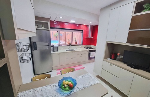 Umuarama House | Beautiful townhouse with pool, center of Ubatuba