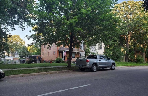 Albert Lea House | Beautiful Two Story Home by Fountain Lake and Mayo Clinic