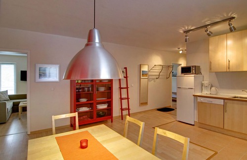 Lubeck City Centre Apartment | Beautiful vacation apartment with a view of the mill pond on Lübeck's old town island.