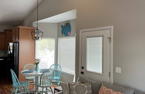 Hot Springs Villa | Beautiful view of the Lake and gorgeous sunsets