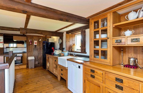 Thurlby House | Beautiful villa for 8 people with WIFI, terrace, pets allowed and parking