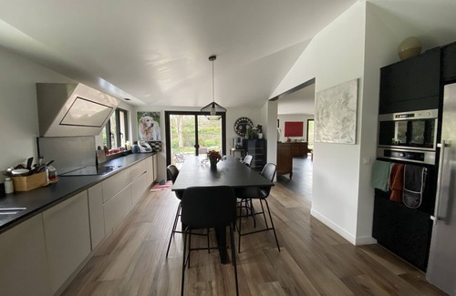 Noisy-le-Roi House | Beautiful Villa with swimming pool close to Paris and Versailles