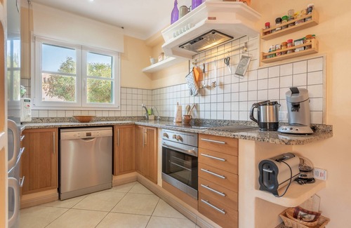 Llucmajor House | Beautiful Villa with Pool, Rooftop Terrace, Patio, Garden, Wi-Fi & Air Conditioning