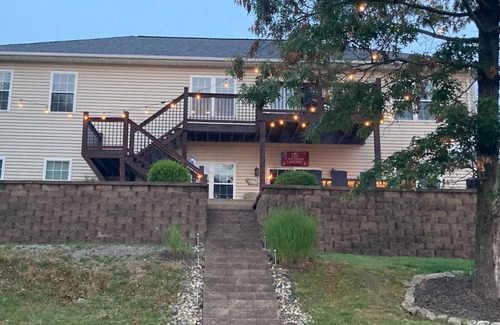 Wolf Creek House | Beautiful Waterfront Dock.