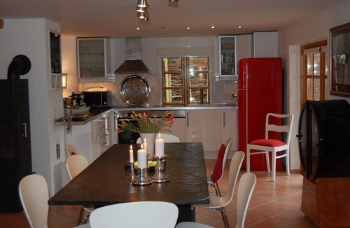 Hauert House | Beautiful well-kept thatched cottage in Tating WLAN, sauna, fireplace, quiet location