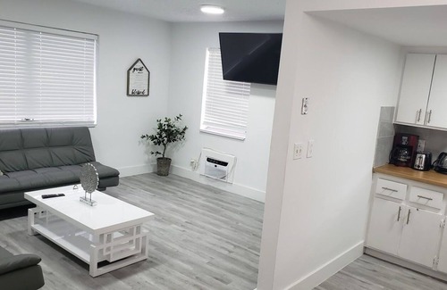 Parkside Apartment | ★Beautiful1 BR Apt | Near The b̳e̳a̳c̳h̳, Casino & Shops