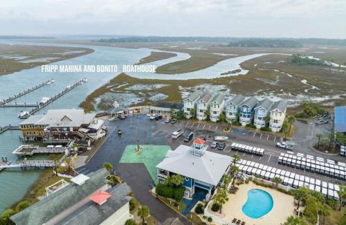 Saint Helena Island House | Beautifully appointed 3-Bed, 25-Bath Home, Great Location near Beach & Club