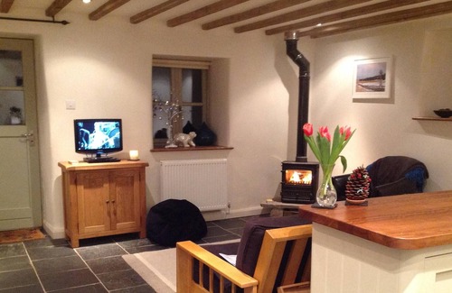 St Ives Cottage | Beautifully furnished Cornish cottage with sea views from all rooms