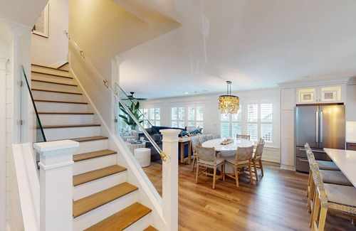 Pelican Bay House | Beautifully updated home located in Wild Dunes just steps to beach and pool