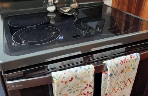 North Adams House | Beauty in the Berkshires - Just up the hill from Mass MoCA and Downtown