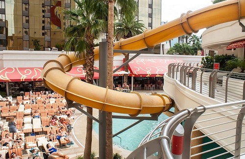 Downtown Las Vegas Hotel | Bed Type Assigned at Check-in at Golden Nugget Las Vegas