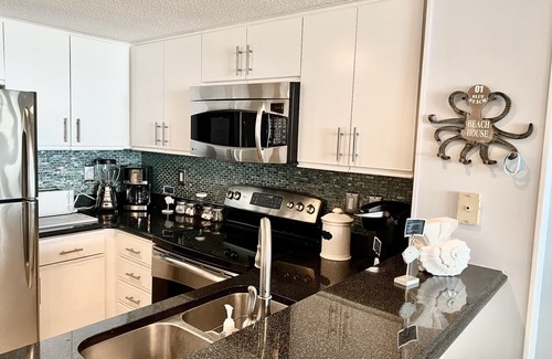 Ocean Drive Condo | BEGIN AT THE BEACH! OCEANFRONT 3BR BOUTIQUE CONDO IN PREMIERE LOCATION!