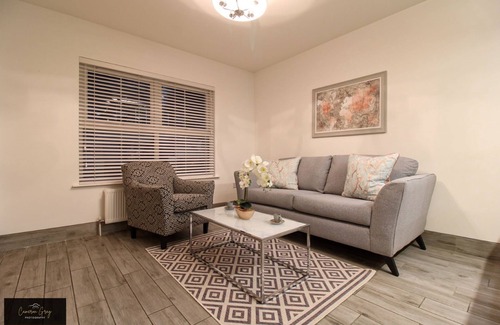 Belfast House | Belfast home with free parking, office, WiFi