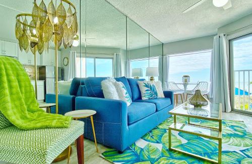 Belleair Beach Apartment | Belleair Beach Club 112