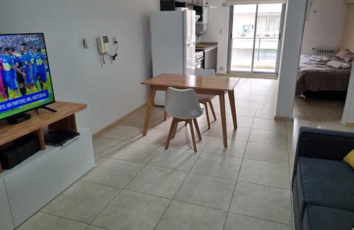 Centro Apartment | BELLISIMO, Amplio, a solo 100 metros del RIO, la zona VIP de Rosario!