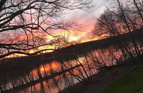 Harbor House House | Belmont NC Riverfront 2-Bedroom Garden Suite