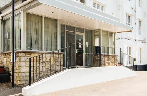 Bournemouth City Centre Hotel | Belvilla Russel Court Hotel Bournemouth Central