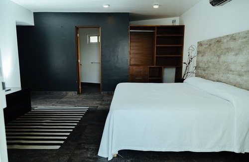 Tequesquitengo Hotel | Bendito Teques