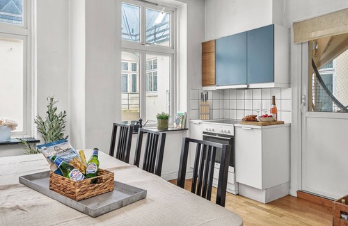 Bergen City Centre Apartment | Bergen's Spacious 150sqm Haven: The Ultimate Cozy Retreat