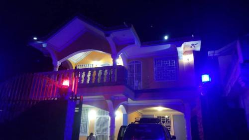 Les Cayes Apartment | Bernard Guess house