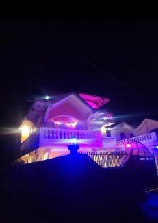 Les Cayes Apartment | Bernard Guess house