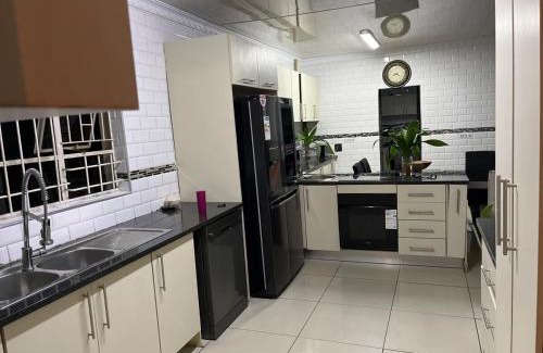 Pretoria Apartment | Berry Home 4U