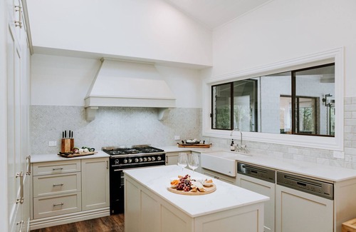 Berry House | Berry Luxury Retreat