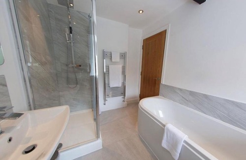 Brighouse Hotel | Bert's Rooms at The Black Horse Inn