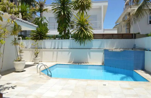 Vista Linda House | BERTIOGA BEAUTIFUL BEACH HOUSE HANGA ROA GATED COMMUNITY ON THE NORTH COAST