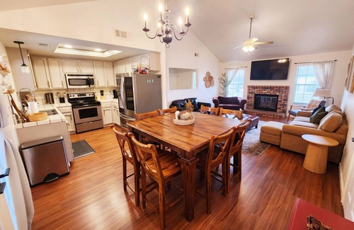 Turlock House | Bespoke Home In The Heart Of Turlock