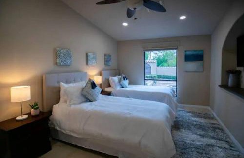 Village Estates House | Best Location in Scottsdale, 8 Bedroom House, Heated Pool, Spa, Game room, BBQ, Putting Green